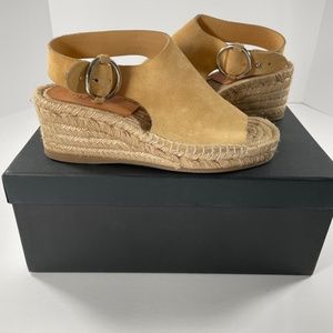 Rag and Bone wedges with tags
